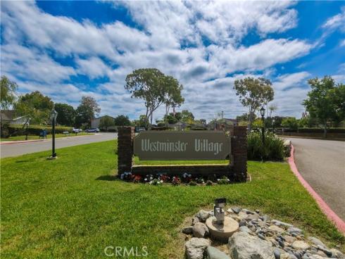 5112 Kingscross , Westminster, CA