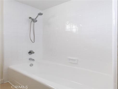 13761 University , Westminster, CA