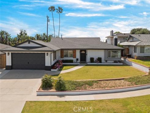 5681 Casa Loma Avenue, Yorba Linda, CA