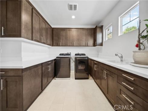 5313  Newbury  , Yorba Linda, CA