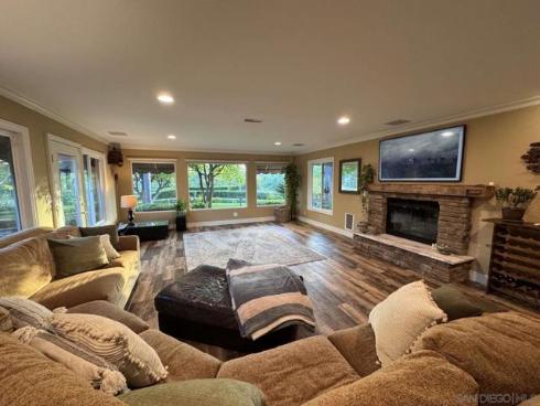 5553 Scenic View Dr , Yorba Linda, CA