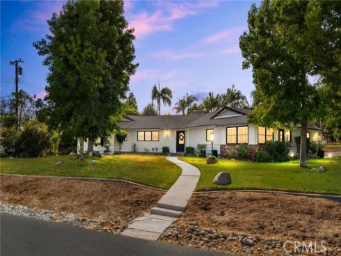 5371 Grandview Avenue