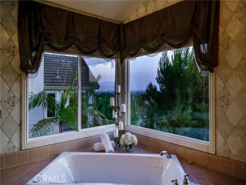 17265  Blue Spruce   Lane, Yorba Linda, CA