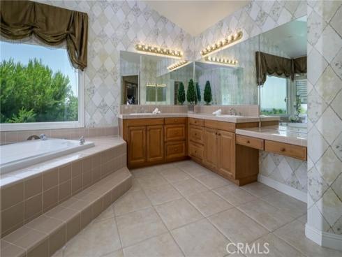 17265  Blue Spruce   Lane, Yorba Linda, CA