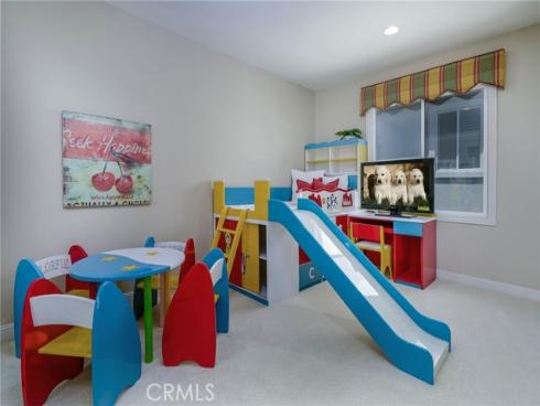 17265  Blue Spruce   Lane, Yorba Linda, CA