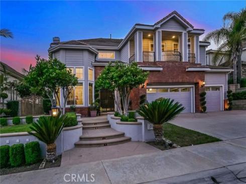 17265  Blue Spruce   Lane, Yorba Linda, CA