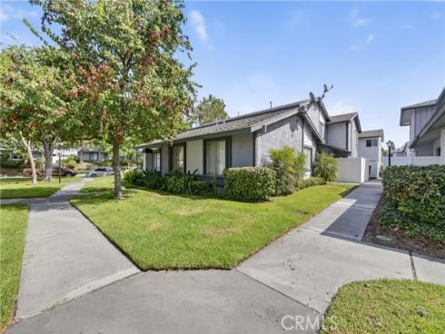 6437 Horse Shoe Ln. 2 , Yorba Linda, CA