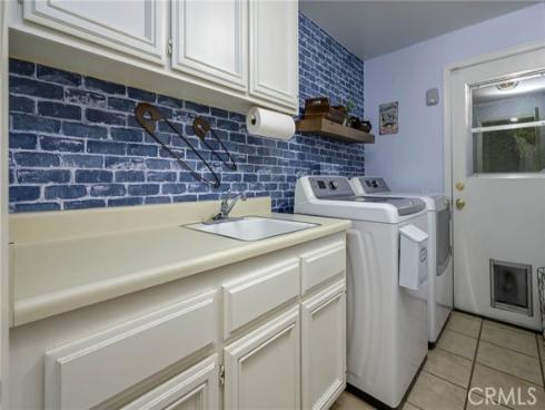 5570  Meadow Lake   Lane, Yorba Linda, CA