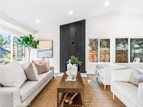 4525  Via De La   Plaza, Yorba Linda, CA