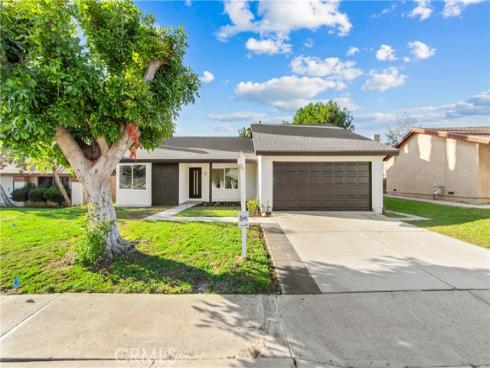 4525  Via De La   Plaza, Yorba Linda, CA