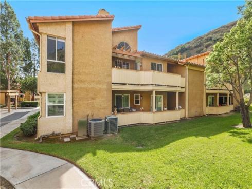 5065  Twilight Canyon  35G  Road, Yorba Linda, CA