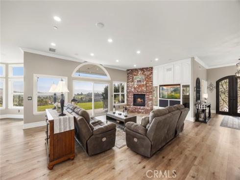 3871 Crest , Yorba Linda, CA