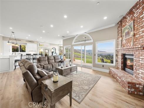3871 Crest , Yorba Linda, CA