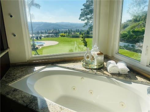 5705  Camino De Bryant  , Yorba Linda, CA