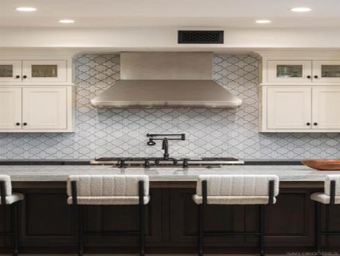 18085  Via Roma  , Yorba Linda, CA