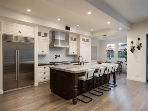 18085  Via Roma  , Yorba Linda, CA