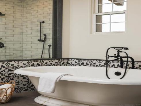 18085  Via Roma  , Yorba Linda, CA