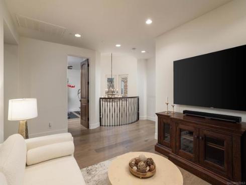 18085  Via Roma  , Yorba Linda, CA