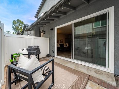 6472 Olive Branch 2 Lane, Yorba Linda, CA