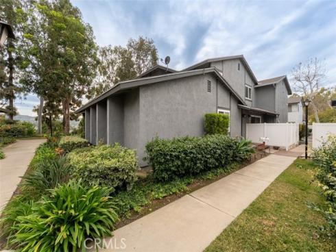 6472 Olive Branch 2 Lane, Yorba Linda, CA