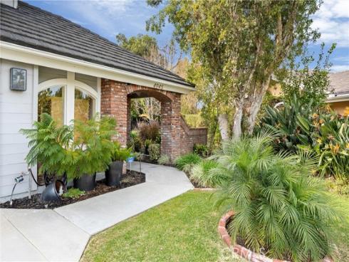 4945 Silver Spur , Yorba Linda, CA
