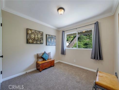 19582  Crestknoll  , Yorba Linda, CA