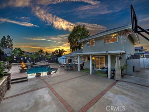 19582  Crestknoll  , Yorba Linda, CA