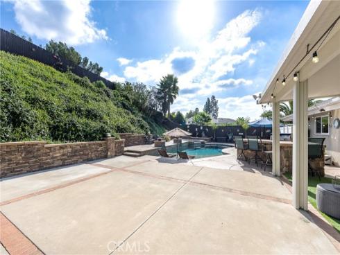 19582  Crestknoll  , Yorba Linda, CA