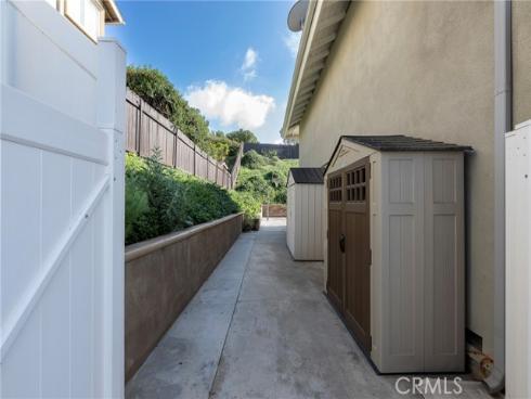 19582  Crestknoll  , Yorba Linda, CA