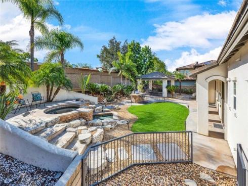 18888  Dry Creek   Road, Yorba Linda, CA