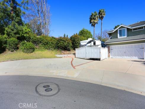 5690  Avenida Barcelona  , Yorba Linda, CA