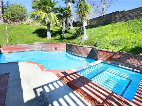 5690  Avenida Barcelona  , Yorba Linda, CA