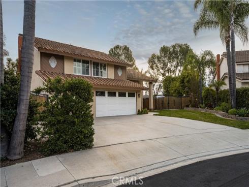 4681  Avenida De Las Estrellas  , Yorba Linda, CA