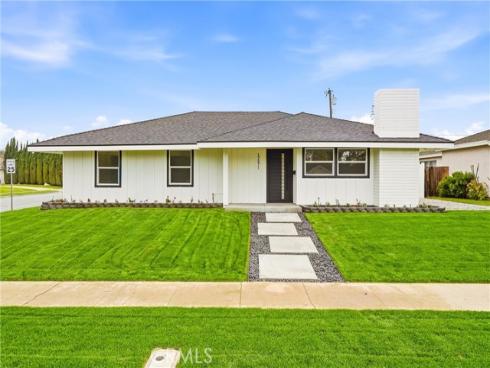 17271  Orange  , Yorba Linda, CA