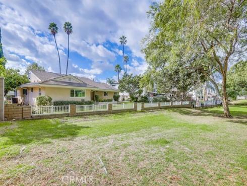 5772  Mountain View  , Yorba Linda, CA