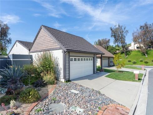 21182  Via Este  , Yorba Linda, CA
