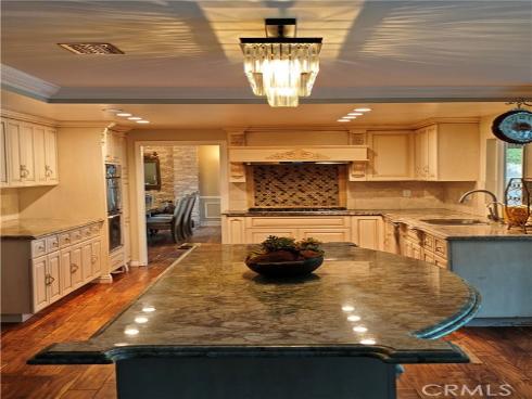 6000  Highland   Avenue, Yorba Linda, CA