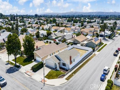 17242 Chicago , Yorba Linda, CA