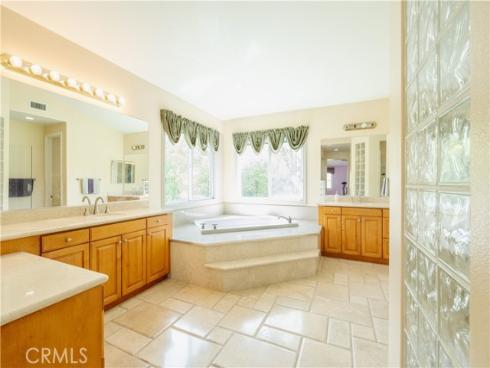 17405 S Vinwood , Yorba Linda, CA