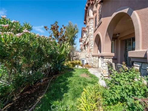 17842 Via Roma , Yorba Linda, CA