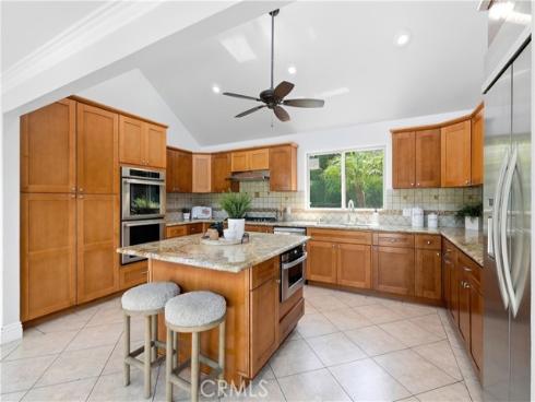 5565 Mountain View Place, Yorba Linda, CA