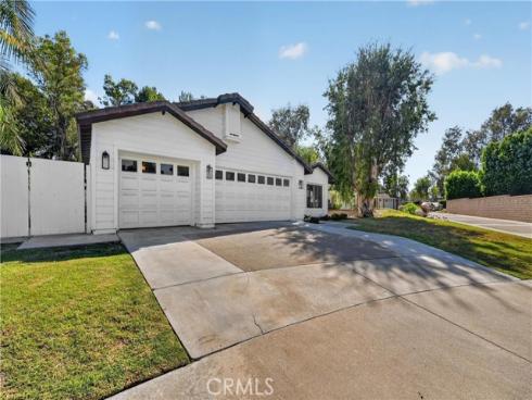 24604 Via Vallarta , Yorba Linda, CA