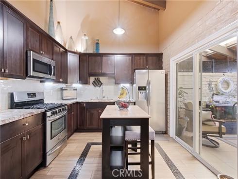 5046  Lakeview  24  Avenue, Yorba Linda, CA