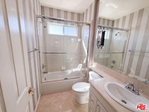 17109 Santa Cruz Court, Yorba Linda, CA